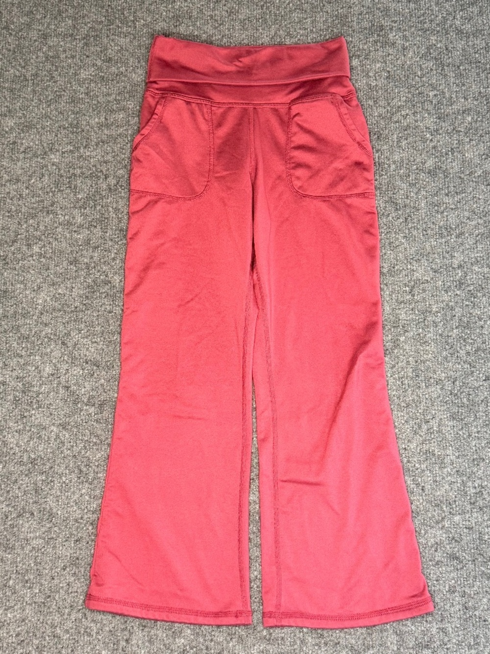 Colorful planet girls small 7/8 burgundy flare yoga leggings